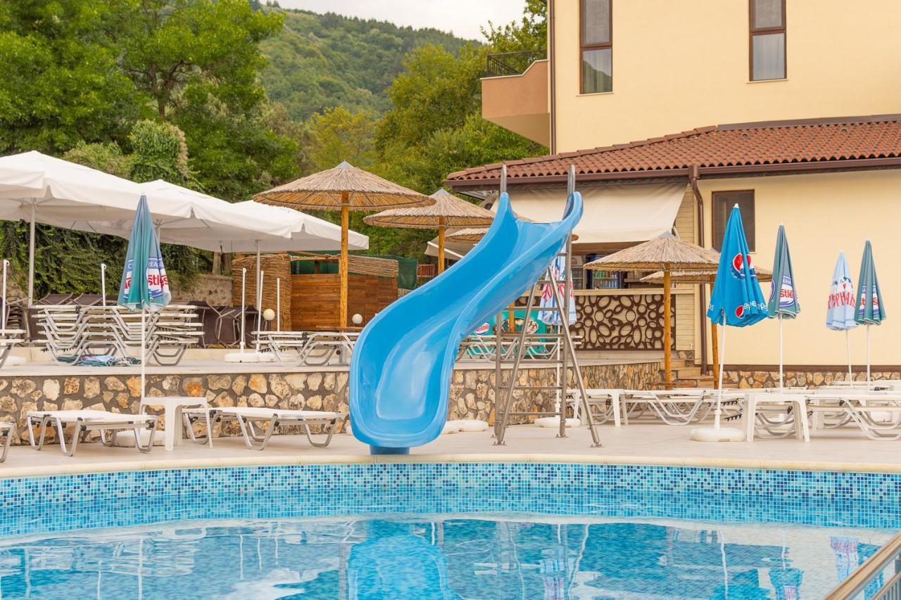 Eco Hotel Momata Kolarovo Экстерьер фото