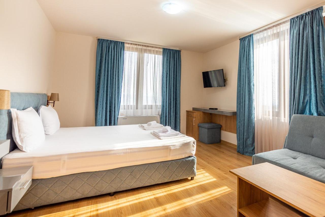 Eco Hotel Momata Kolarovo Экстерьер фото