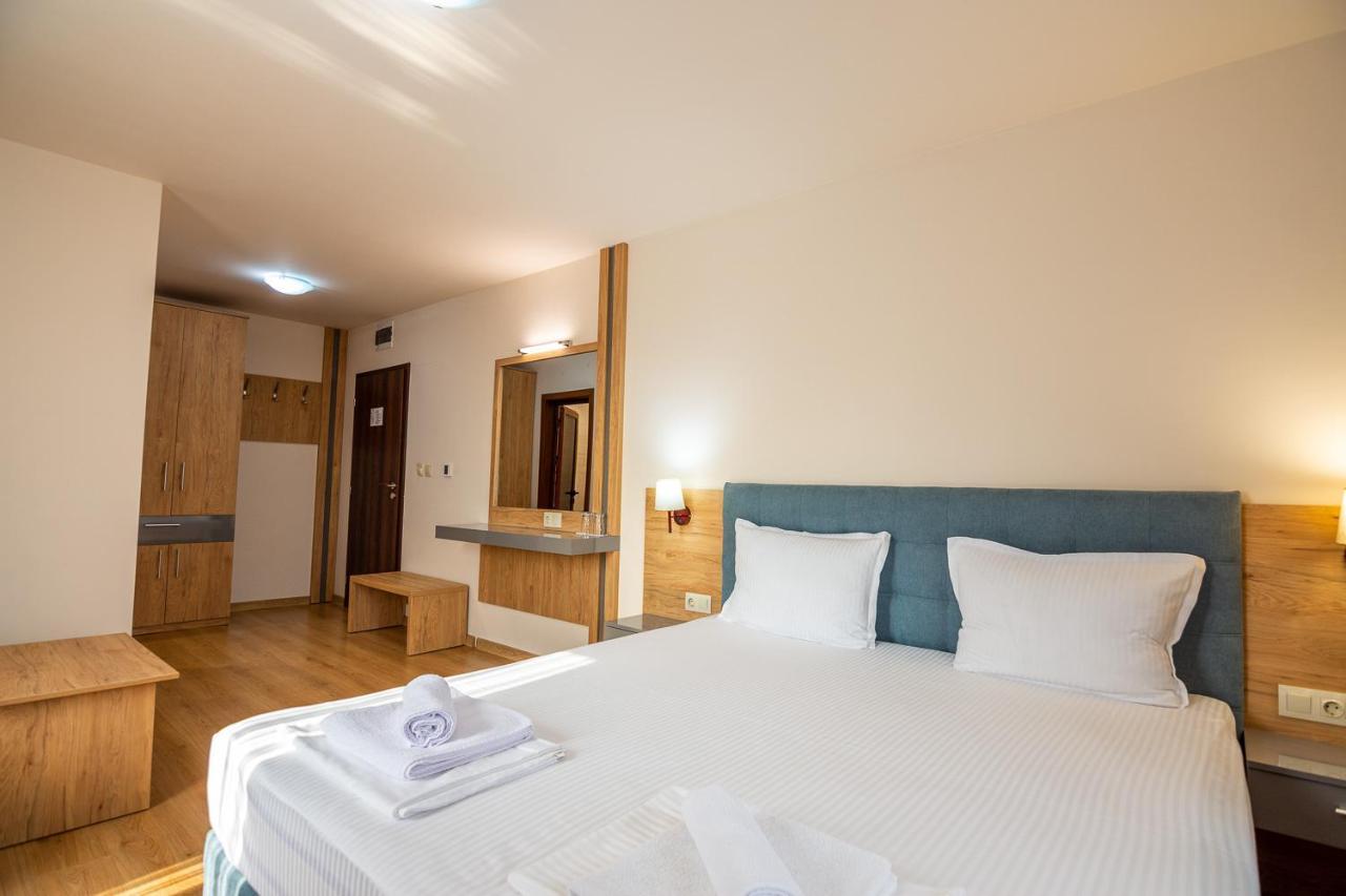 Eco Hotel Momata Kolarovo Экстерьер фото