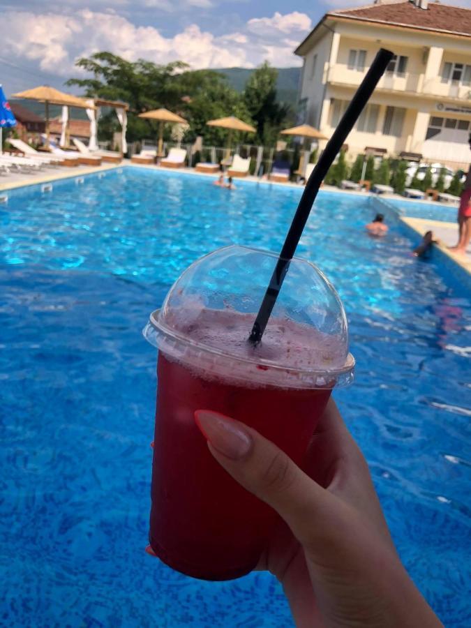 Eco Hotel Momata Kolarovo Экстерьер фото